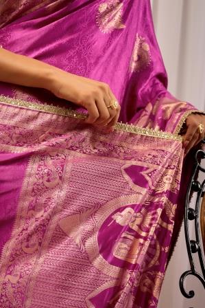 Orchid Pink Heritage Silk Saree | Floral Zari & Blouse