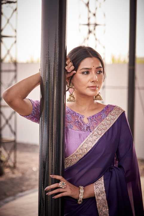 Royal Purple Elegance Saree with Gold Border